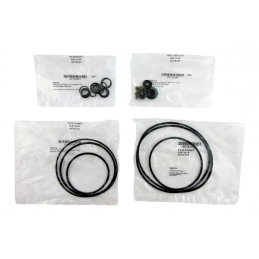 OHK ZESTAW USZCZELNIEŃ Z TŁOKAMI 8L45 16+